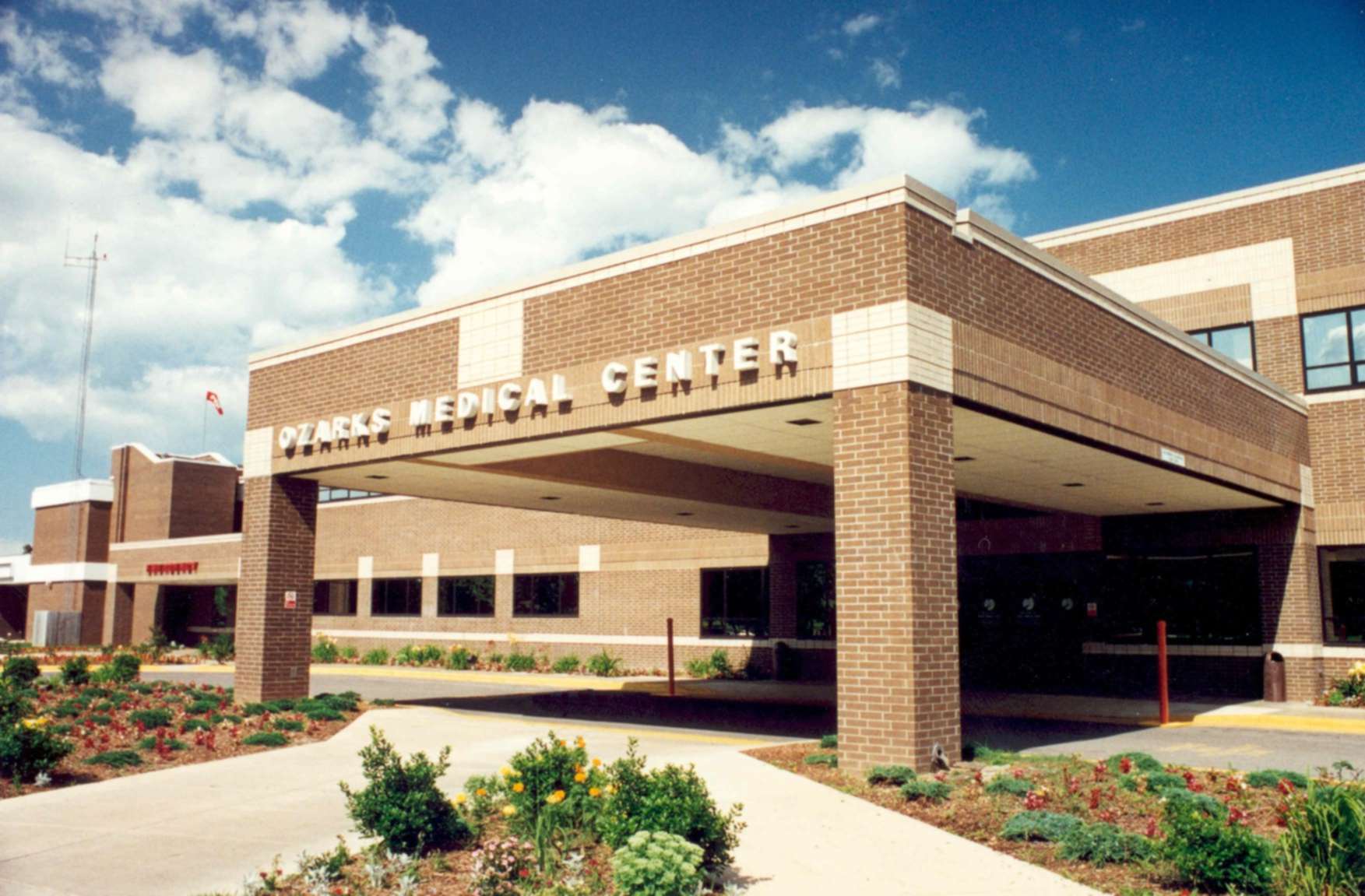Ozarks Medical Center Main Entrance